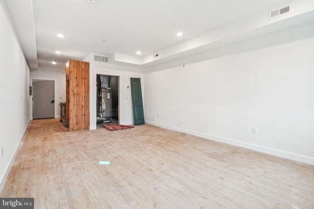 4163 MANTUA AVE, Philadelphia, PA 19104