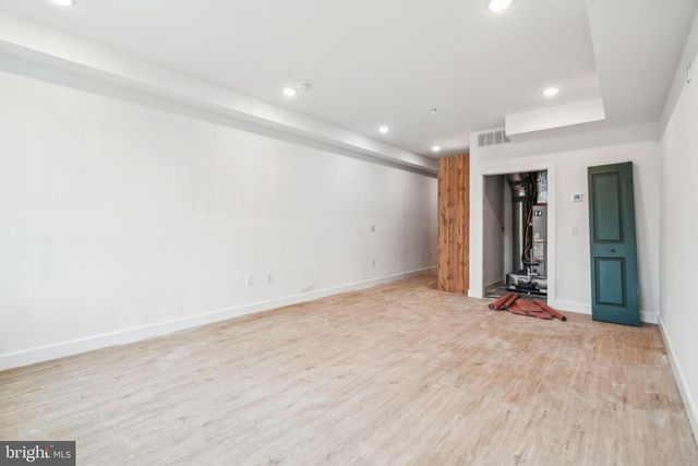 4163 MANTUA AVE, Philadelphia, PA 19104