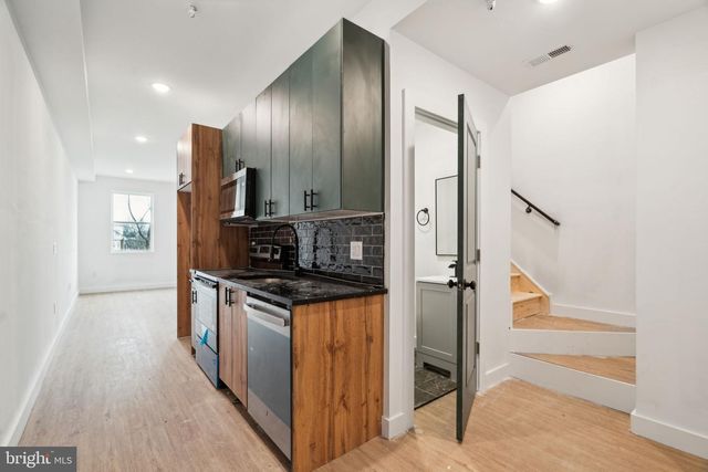 4163 MANTUA AVE, Philadelphia, PA 19104