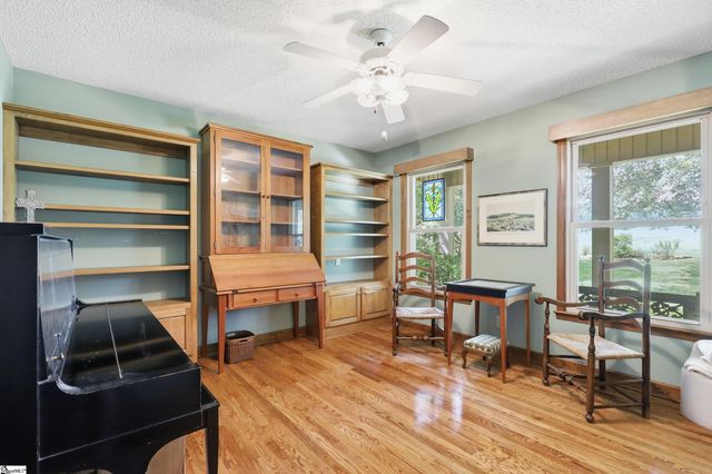 621 Jenkins Bridge Road, Simpsonville, SC 29680