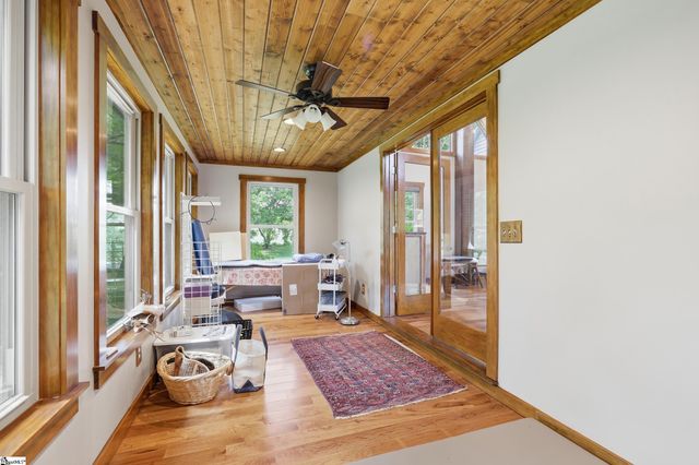 621 Jenkins Bridge Road, Simpsonville, SC 29680