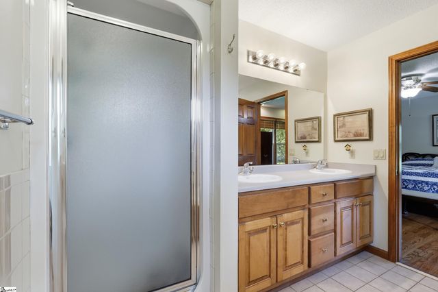 621 Jenkins Bridge Road, Simpsonville, SC 29680