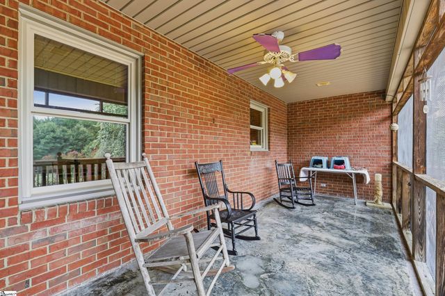 621 Jenkins Bridge Road, Simpsonville, SC 29680