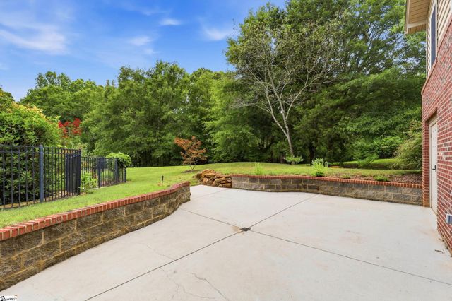 621 Jenkins Bridge Road, Simpsonville, SC 29680