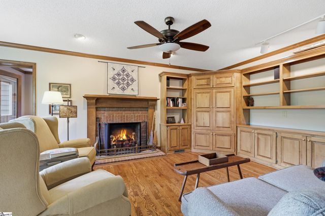 621 Jenkins Bridge Road, Simpsonville, SC 29680