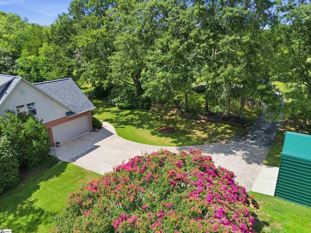 621 Jenkins Bridge Road, Simpsonville, SC 29680