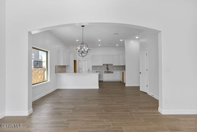 421 Deserts Drive, Socorro, TX 79927