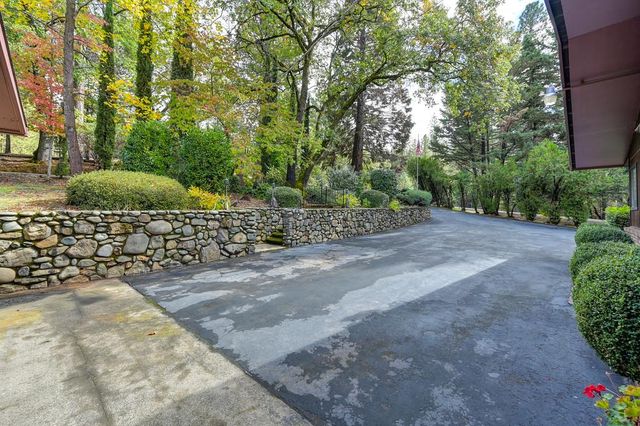 1409 Pleasant Valley, Placerville, CA 95667