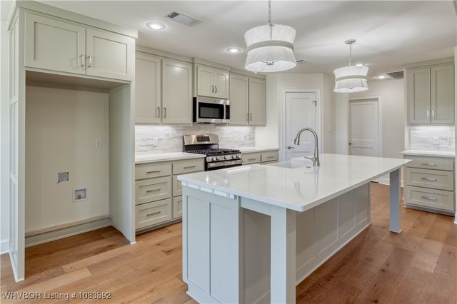 10217 Tyrrell Court, Fort Smith, AR 72916