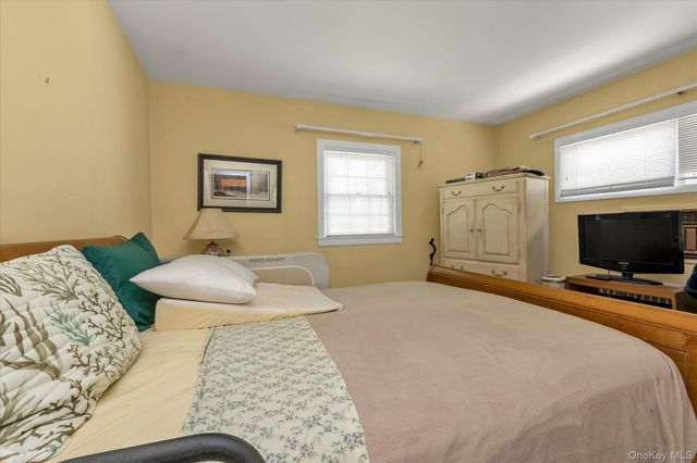 668 Mead Terrace, South Hempstead, NY 11550