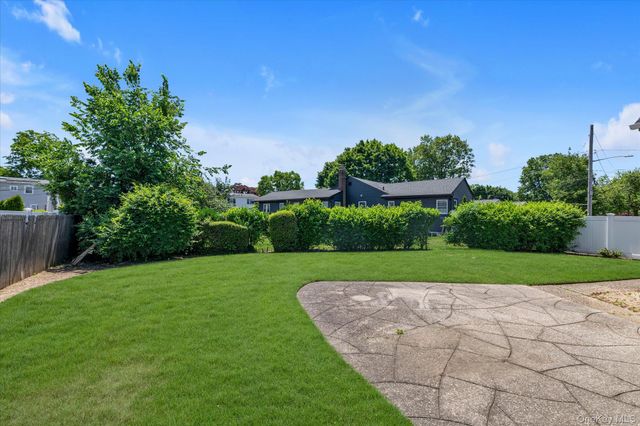 668 Mead Terrace, South Hempstead, NY 11550
