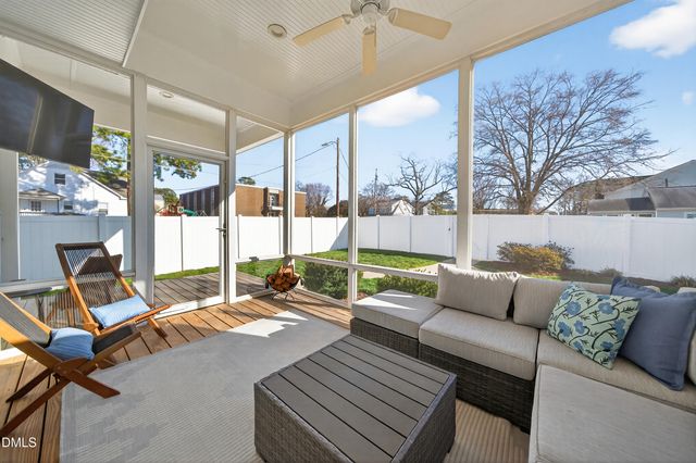 401 Carolina Avenue, Raleigh, NC 27606