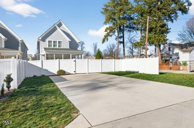 401 Carolina Avenue, Raleigh, NC 27606