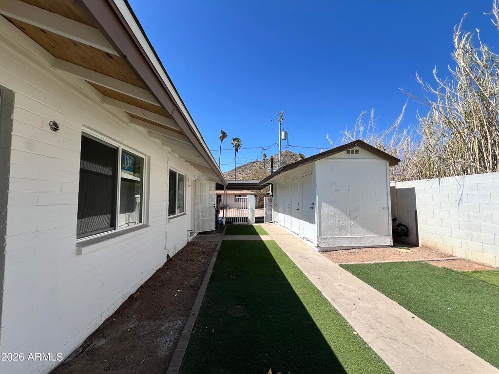 1132 W NORTH Lane, Phoenix, AZ 85021 — photo 4