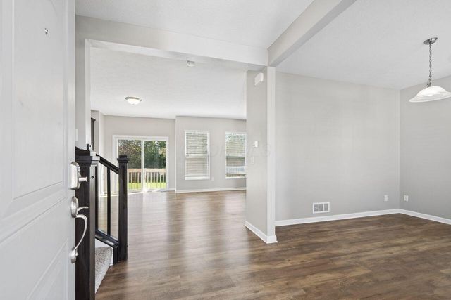 594 Eisen Drive, Blacklick, OH 43004