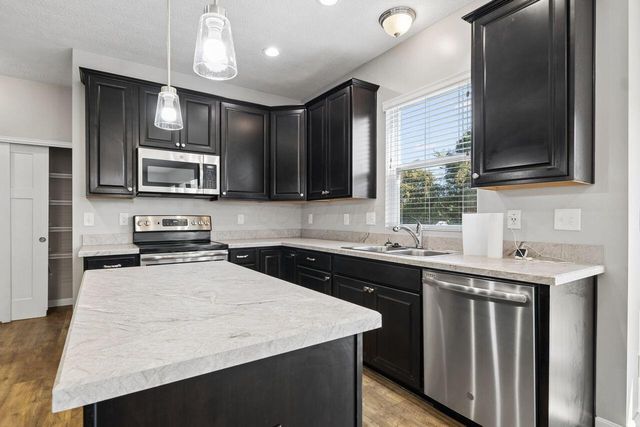 594 Eisen Drive, Blacklick, OH 43004