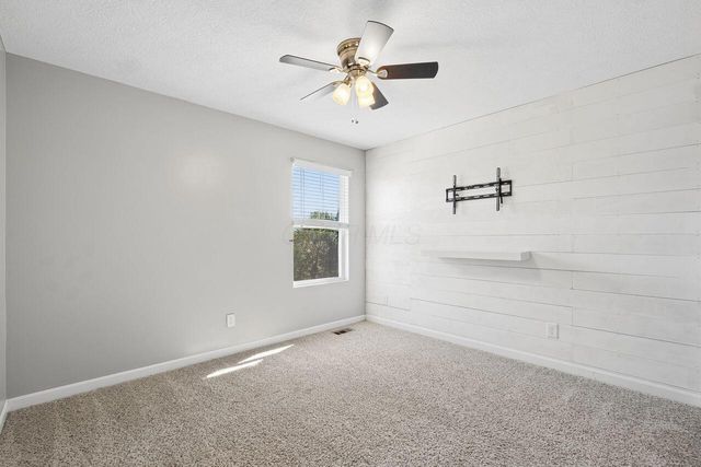 594 Eisen Drive, Blacklick, OH 43004