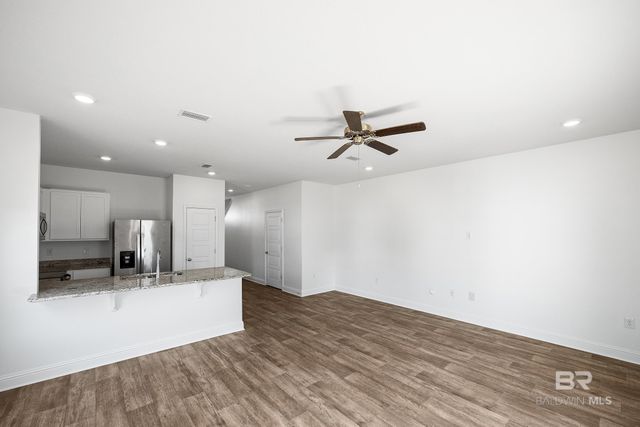 25806 Pollard Road 78, Daphne, AL 36526