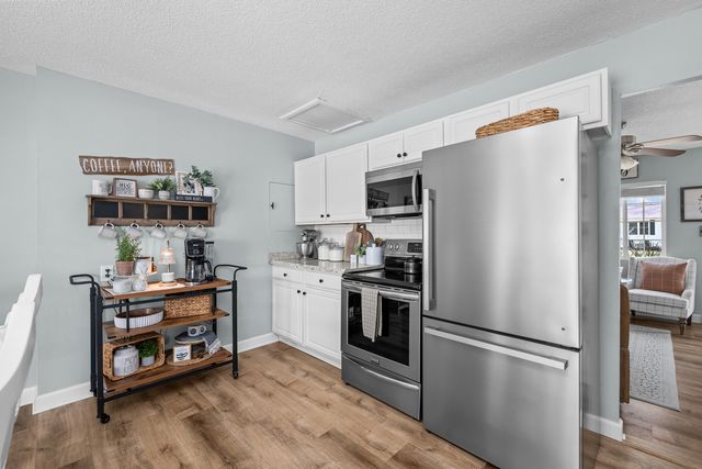 214 8th Street E, Milan, IL 61264