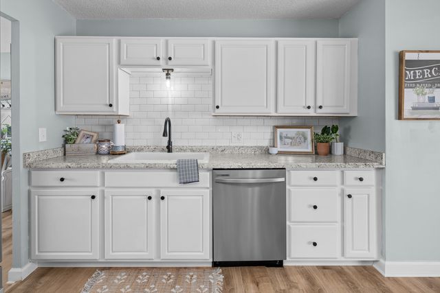 214 8th Street E, Milan, IL 61264