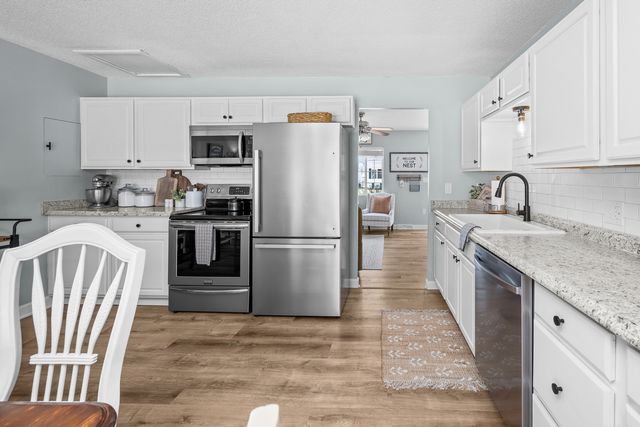 214 8th Street E, Milan, IL 61264