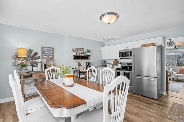 214 8th Street E, Milan, IL 61264