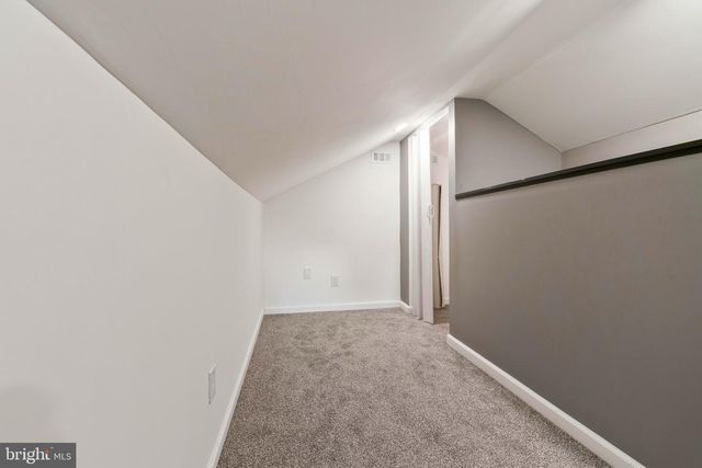 920 E DIVISION ST, Dover, DE 19901