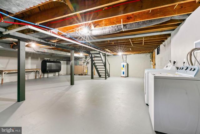 920 E DIVISION ST, Dover, DE 19901