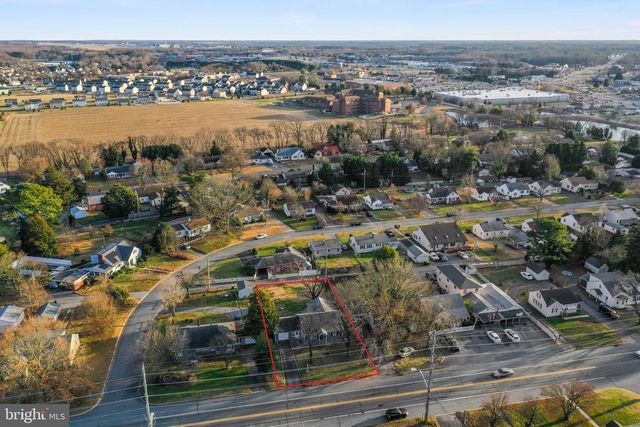 920 E DIVISION ST, Dover, DE 19901