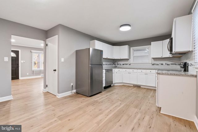 920 E DIVISION ST, Dover, DE 19901