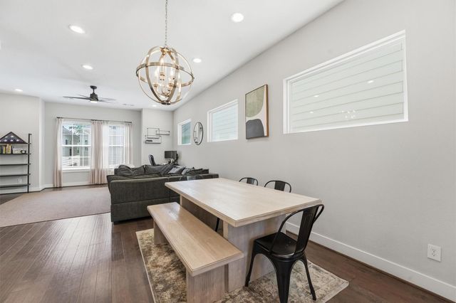 2057 Sherwood Forest Street, Houston, TX 77043
