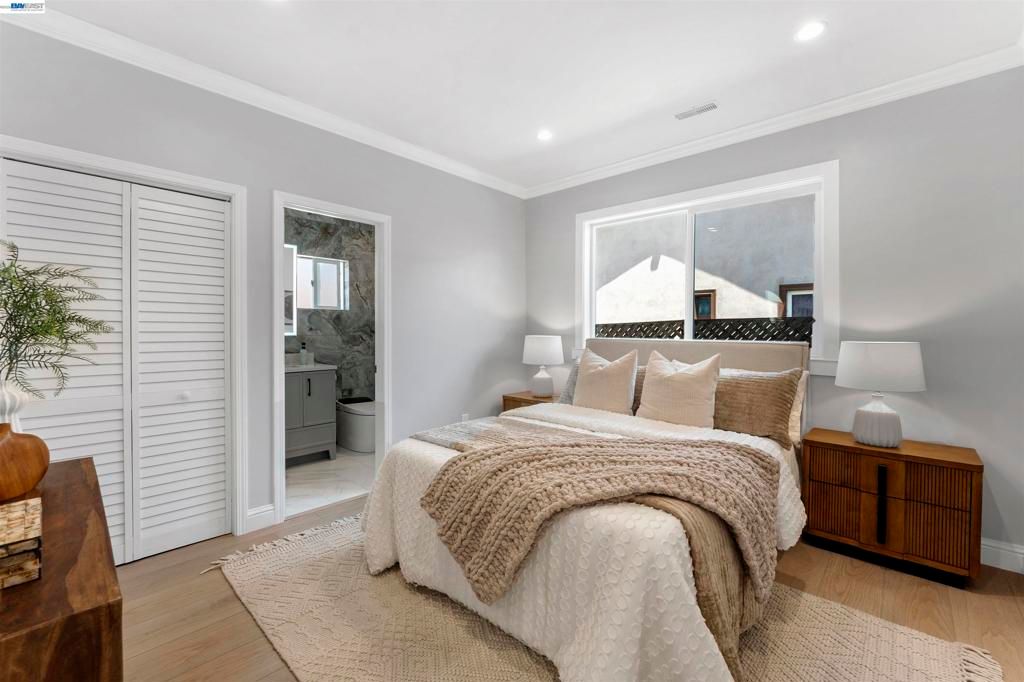 Image 17 of property listing at 507 Monte Diablo Ave, San Mateo, CA 94401