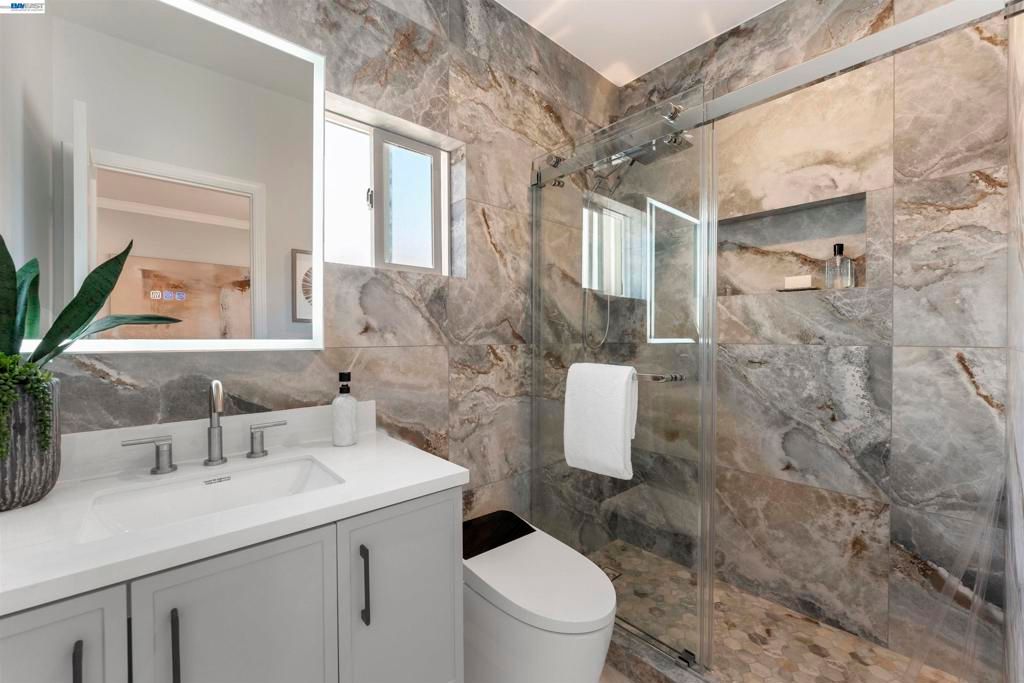 Image 19 of property listing at 507 Monte Diablo Ave, San Mateo, CA 94401