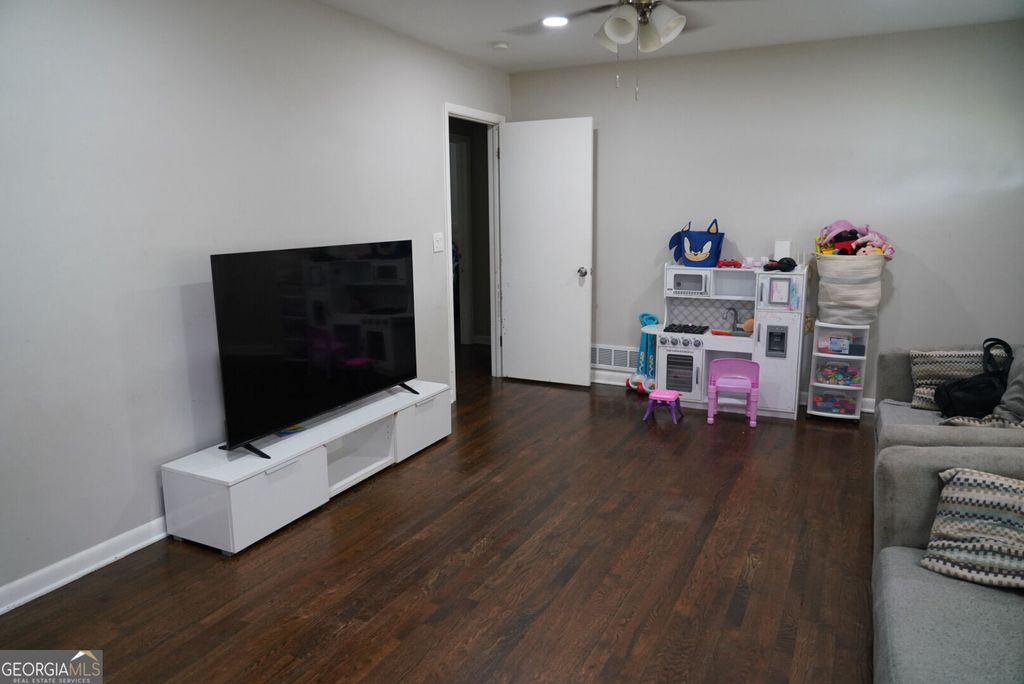 1013 Laurel Street, Morrow, GA 30260 — photo 3