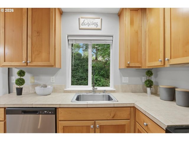 2711 ROSSITER Ln, Vancouver, WA 98661
