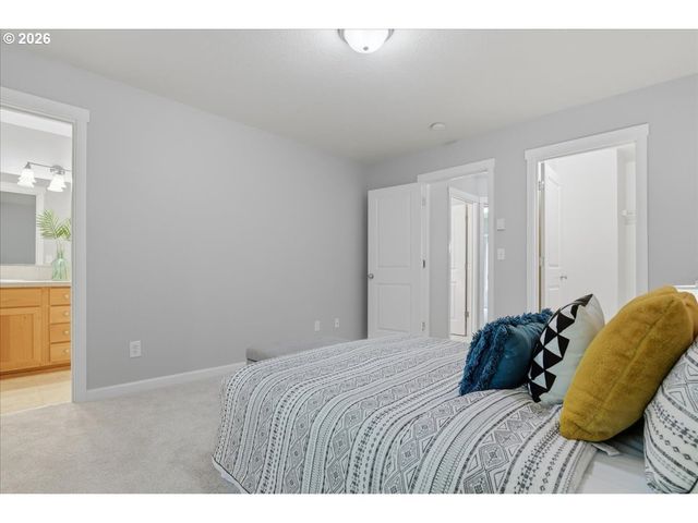 2711 ROSSITER Ln, Vancouver, WA 98661