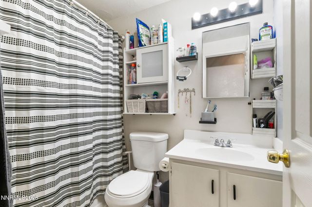 196 Six Mile Canyon Road, Dayton, NV 89403