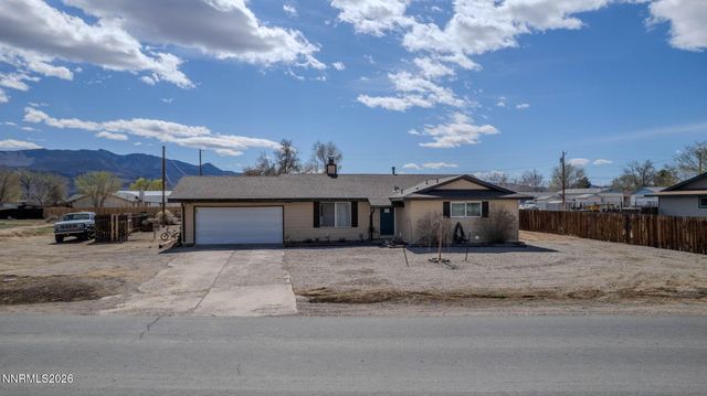 196 Six Mile Canyon Road, Dayton, NV 89403