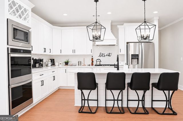 544 White Oak Way, Monroe, GA 30655