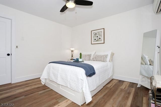 131 Lakeside Blvd, Oakland Boro, NJ 07436