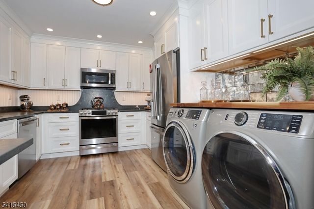 131 Lakeside Blvd, Oakland Boro, NJ 07436