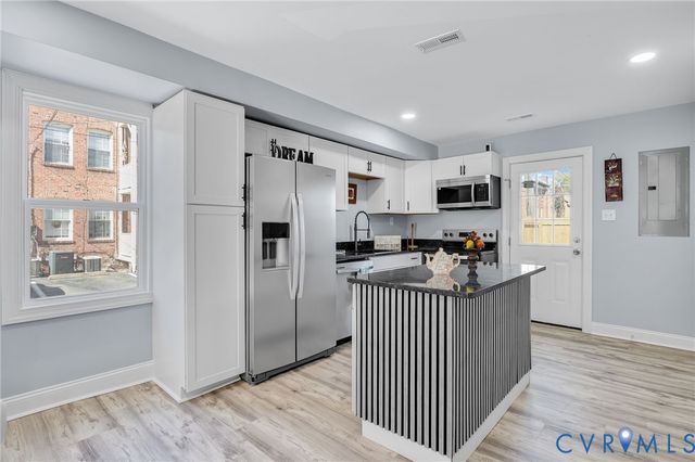 2712 Parkwood Ave, Richmond, VA 23220