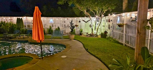 2512 Glassboro Circle, Arlington, TX 76015