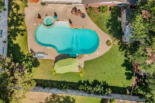 2512 Glassboro Circle, Arlington, TX 76015
