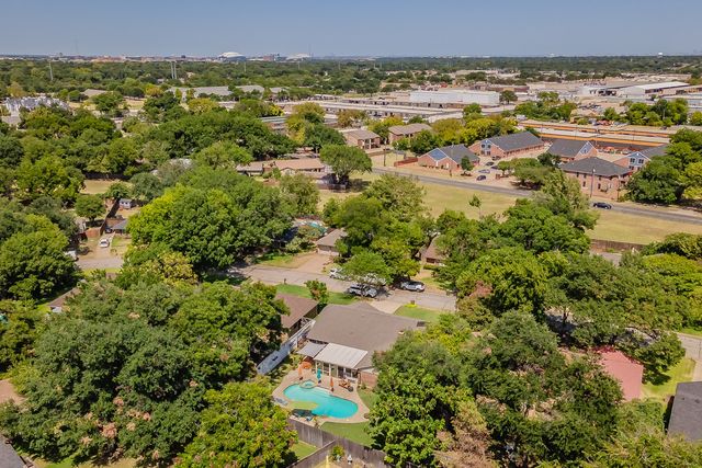2512 Glassboro Circle, Arlington, TX 76015