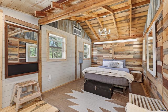 22749 SUNNYSIDE GULCH RD, Silver City, SD 57702