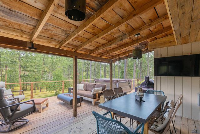 22749 SUNNYSIDE GULCH RD, Silver City, SD 57702