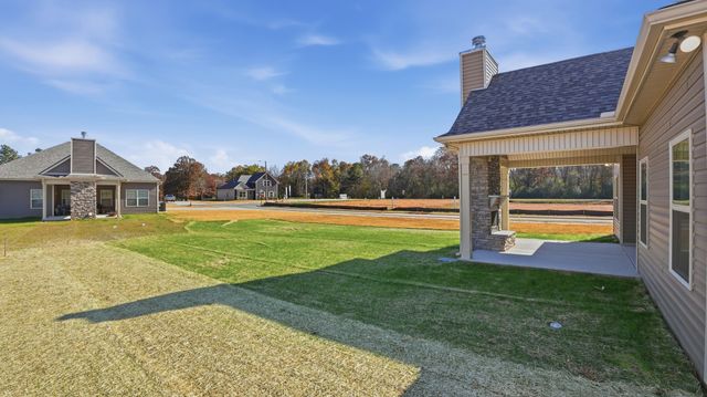 61 Stillwater Way, Tullahoma, TN 37388