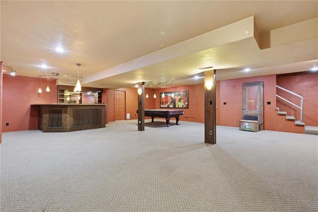 907 Hemlock Street, Paola, KS 66071