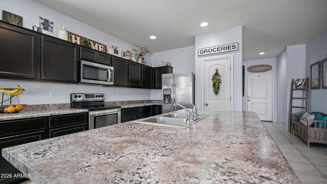 11369 E ASTER Lane, Florence, AZ 85132